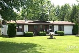 3745 W 100 N, Warsaw, IN 46580 photo 1