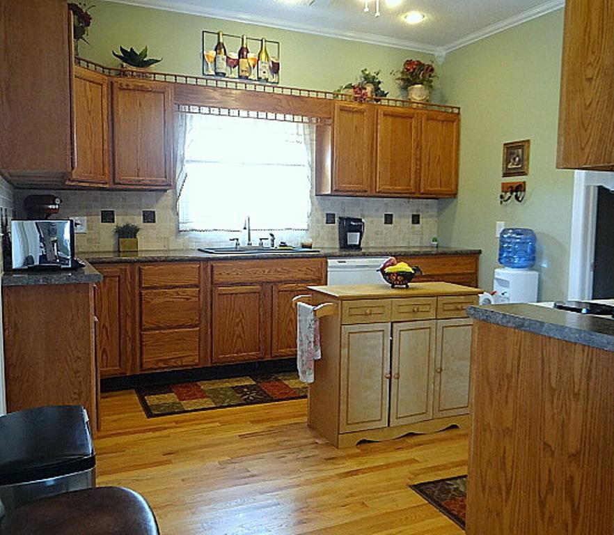1206 N Main St, Frankfort, IN 46041 photo 8
