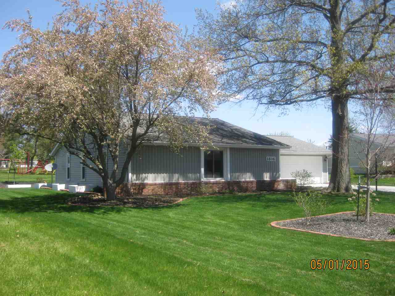 1816 Northbury Ct, Fort Wayne, IN 46818 photo 2
