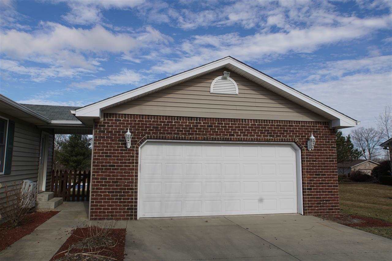 301 Meadows Dr, Greentown, IN 46936 photo 21