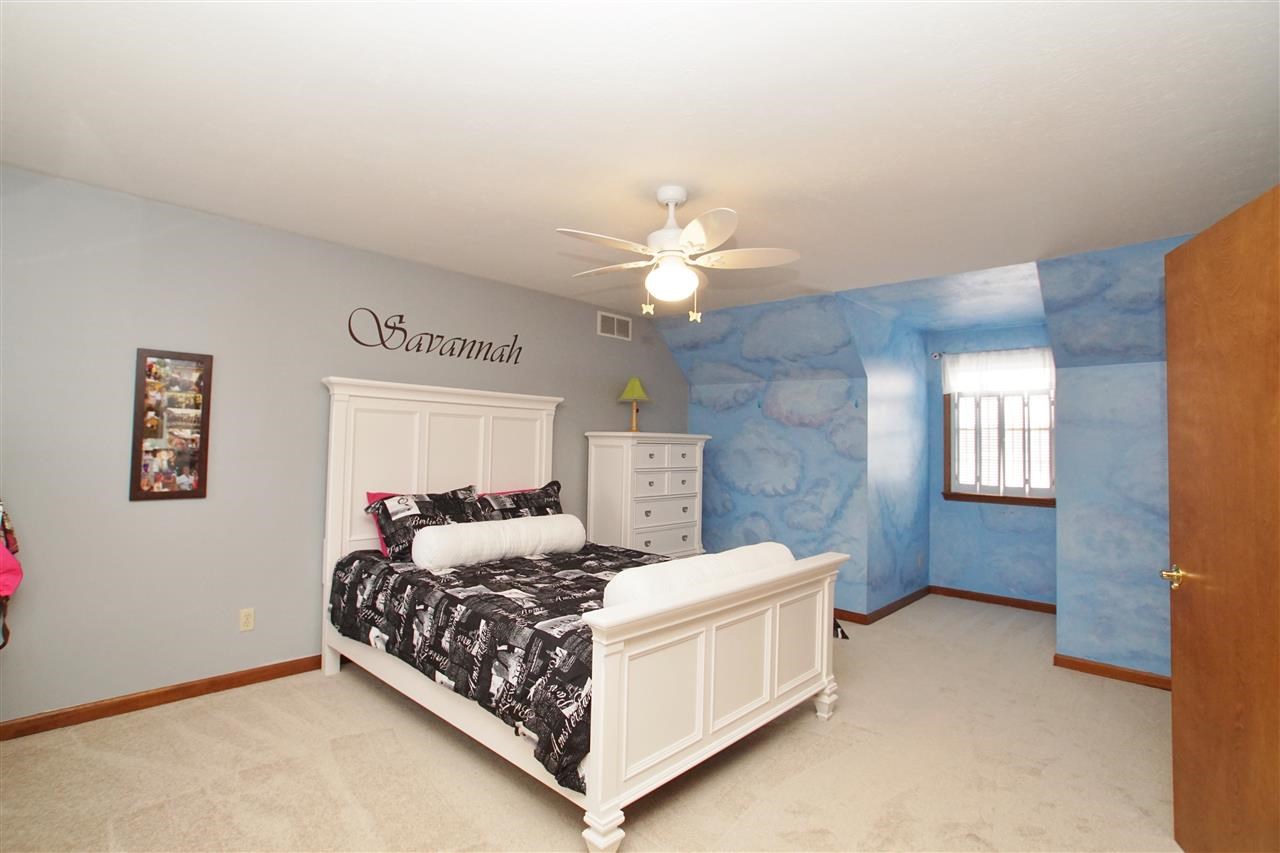 301 Meadows Dr, Greentown, IN 46936 photo 15