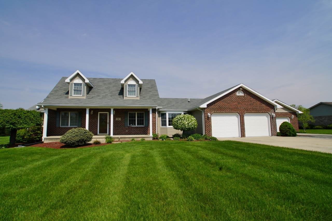 301 Meadows Dr, Greentown, IN 46936 photo 1