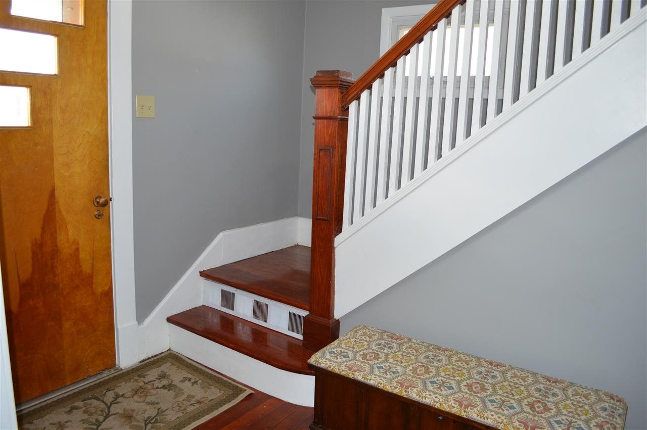 202 E 10th St, Mishawaka, IN 46544 photo 9