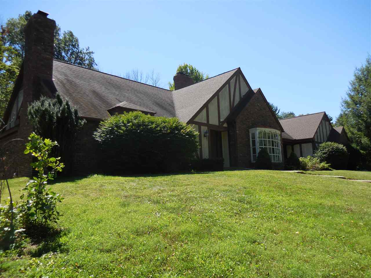 5101 Canterbury Ln, Logansport, IN 46947 photo 3