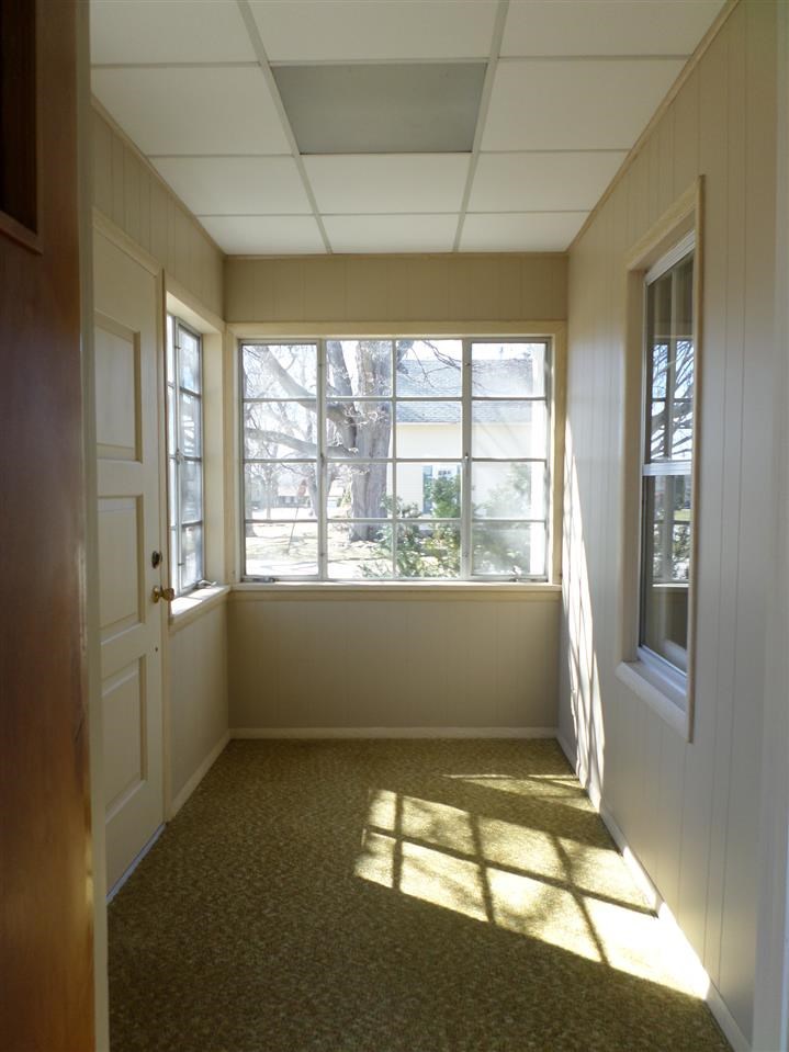 200 High St, Wakarusa, IN 46573 photo 8