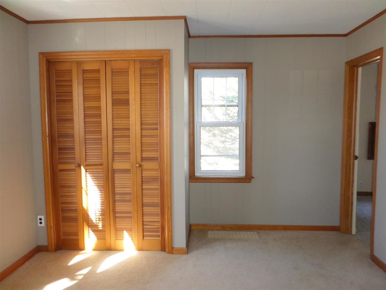 200 High St, Wakarusa, IN 46573 photo 5