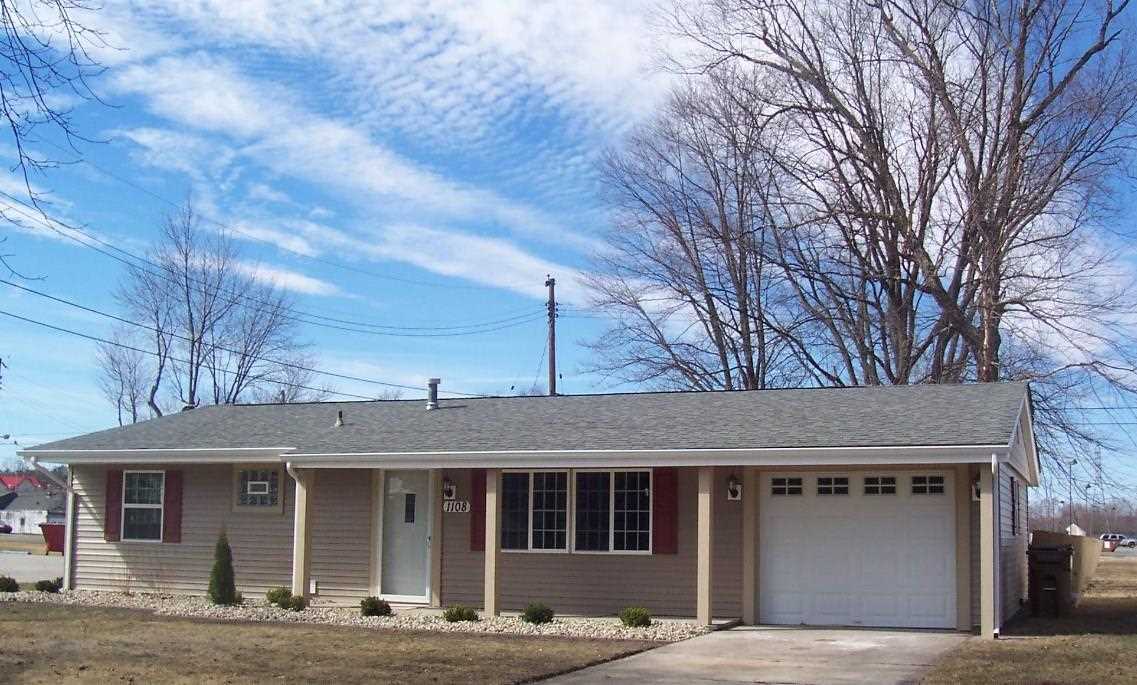 1108 Poplar Dr, Monticello, IN 47960 photo 2