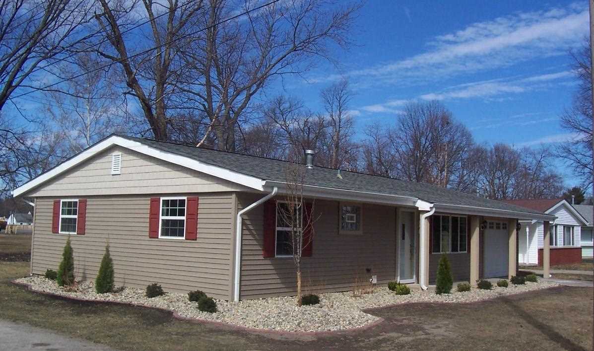 1108 Poplar Dr, Monticello, IN 47960 photo 3