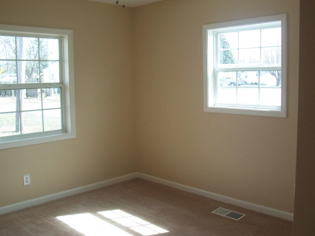 1108 Poplar Dr, Monticello, IN 47960 photo 8