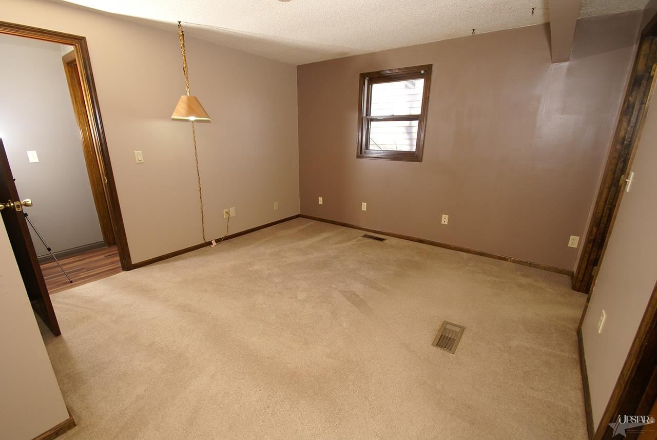 2514 Repton Dr, Fort Wayne, IN 46815 photo 12