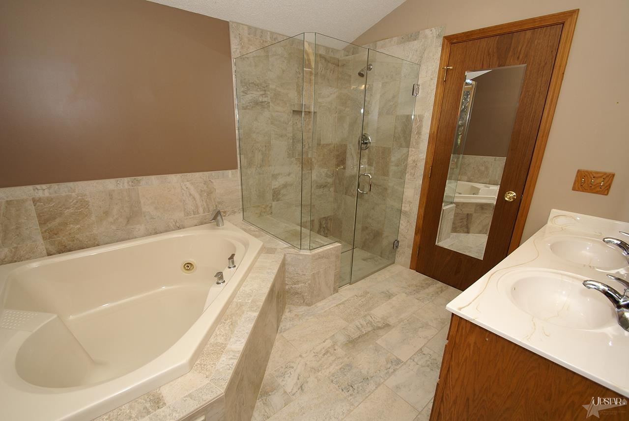 2514 Repton Dr, Fort Wayne, IN 46815 photo 16