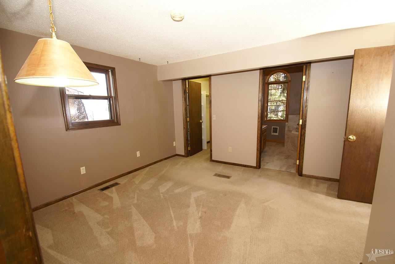 2514 Repton Dr, Fort Wayne, IN 46815 photo 11