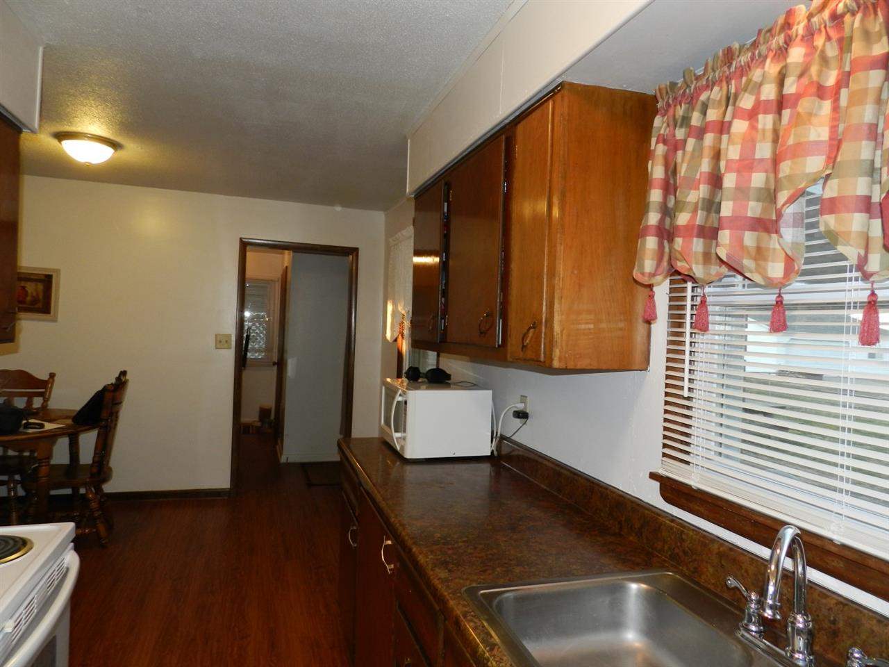 1006 S Washington St, Princeton, IN 47670 photo 14