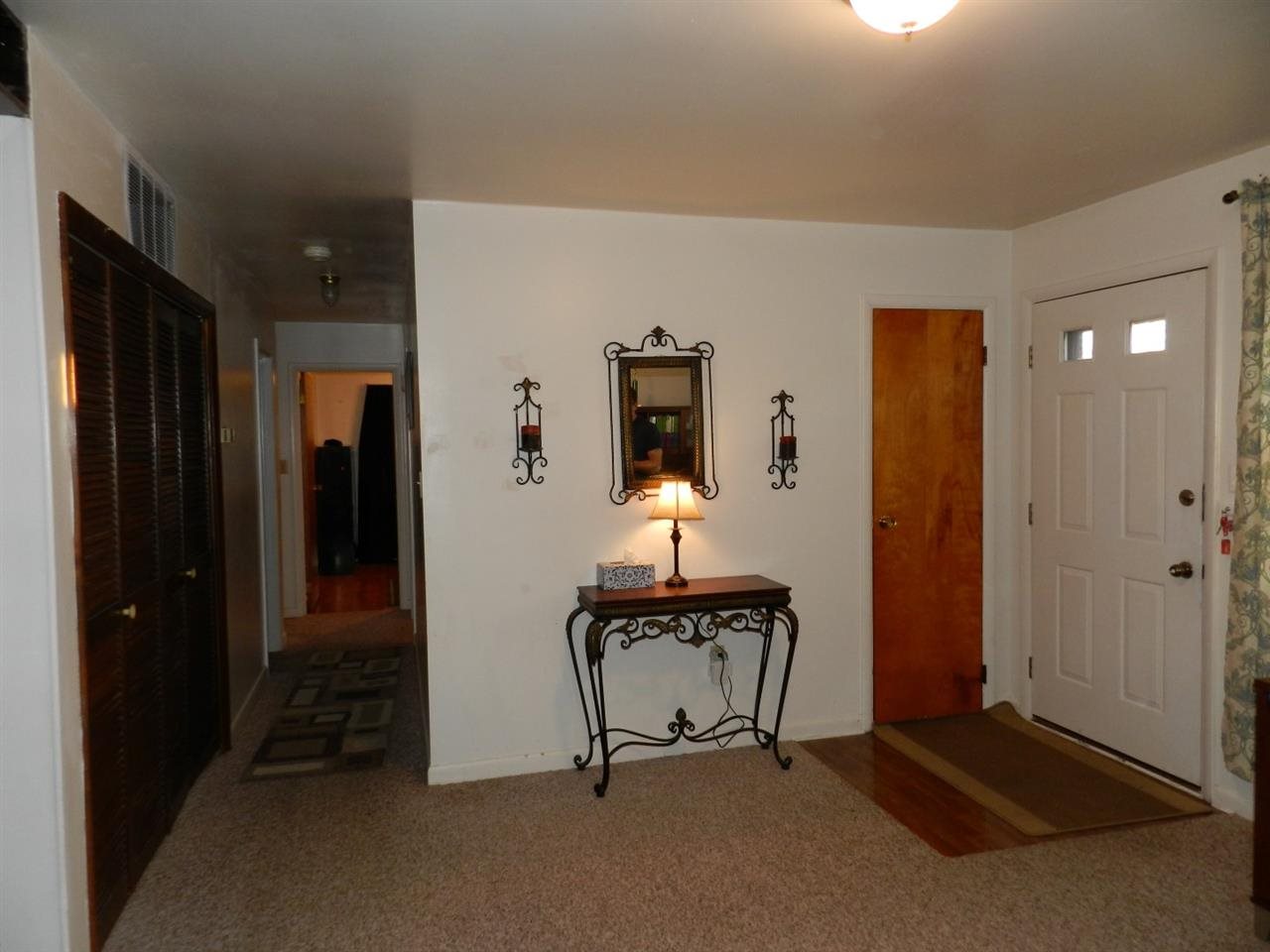 1006 S Washington St, Princeton, IN 47670 photo 3