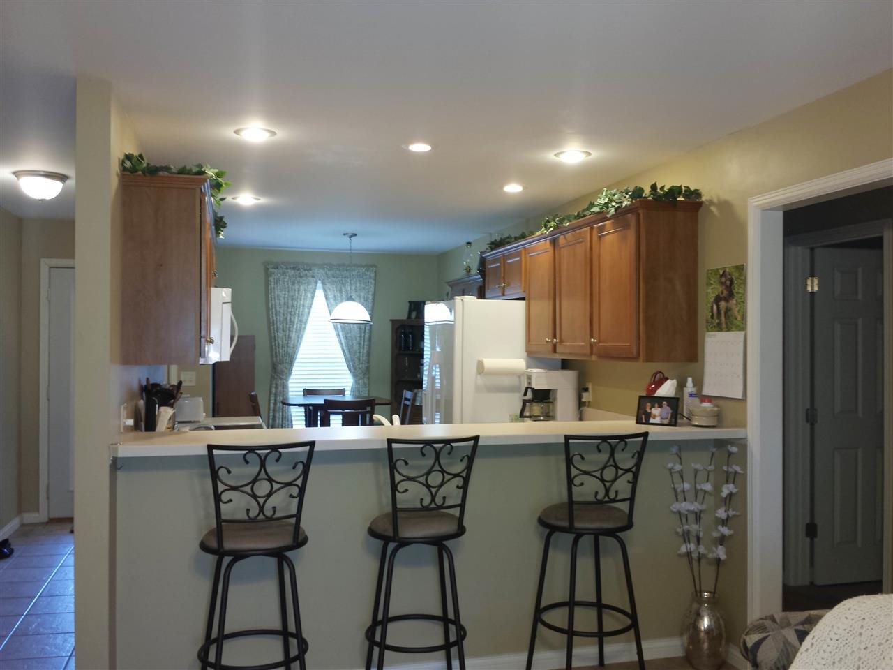 6955 Bittersweet Cir, Newburgh, IN 47630 photo 12