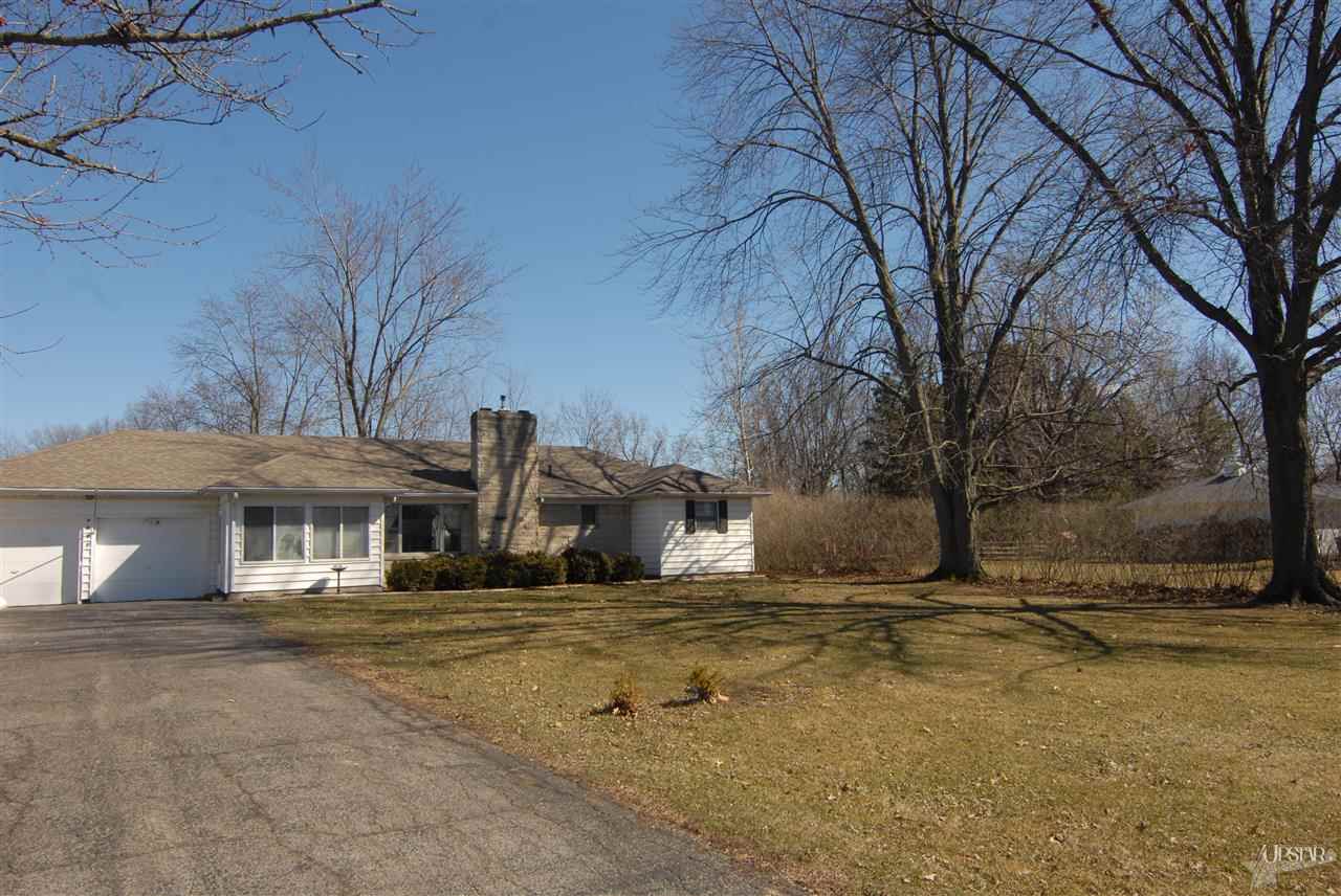 4262 Reed Rd, Fort Wayne, IN 46815 photo 2