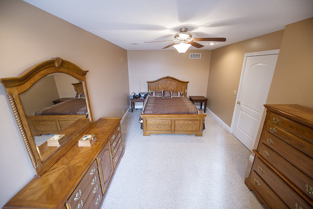 5469 Mobley Dr, Spencer, IN 47460 photo 6