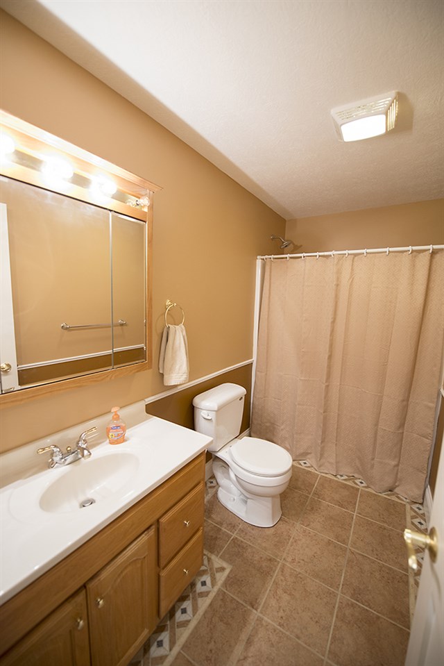 5469 Mobley Dr, Spencer, IN 47460 photo 11
