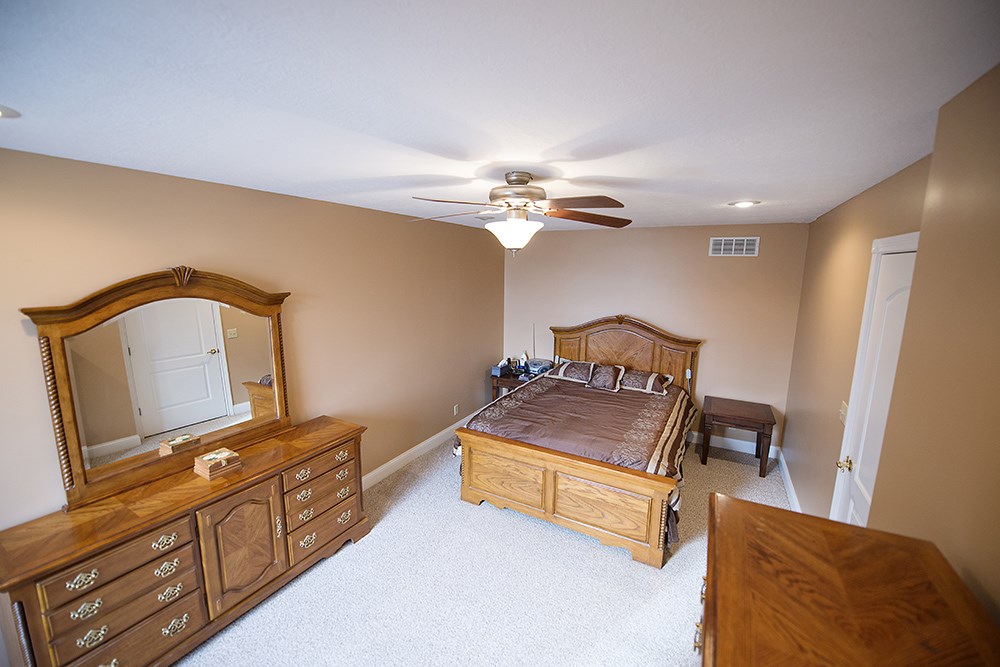 5469 Mobley Dr, Spencer, IN 47460 photo 5