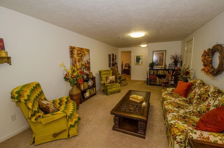 2027 Autumn Ridge Ln, Elkhart, IN 46514 photo 25