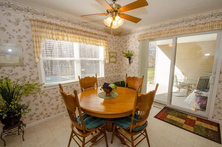 2027 Autumn Ridge Ln, Elkhart, IN 46514 photo 7