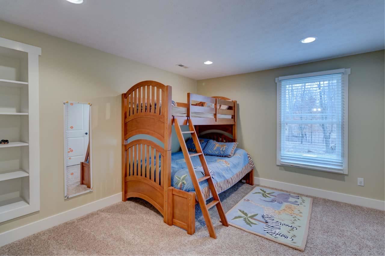 9230 S Foggy Ridge Ln, Bloomington, IN 47401 photo 22