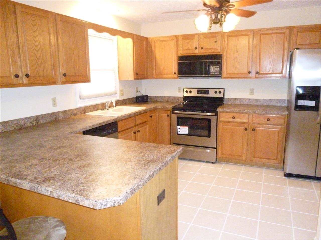 8400 Southport Dr, Evansville, IN 47711 photo 9