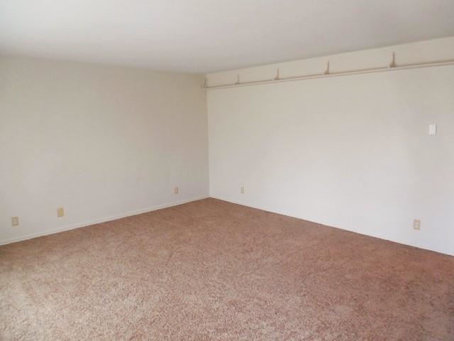 1611 W Lakeview Dr, Marion, IN 46953 photo 2