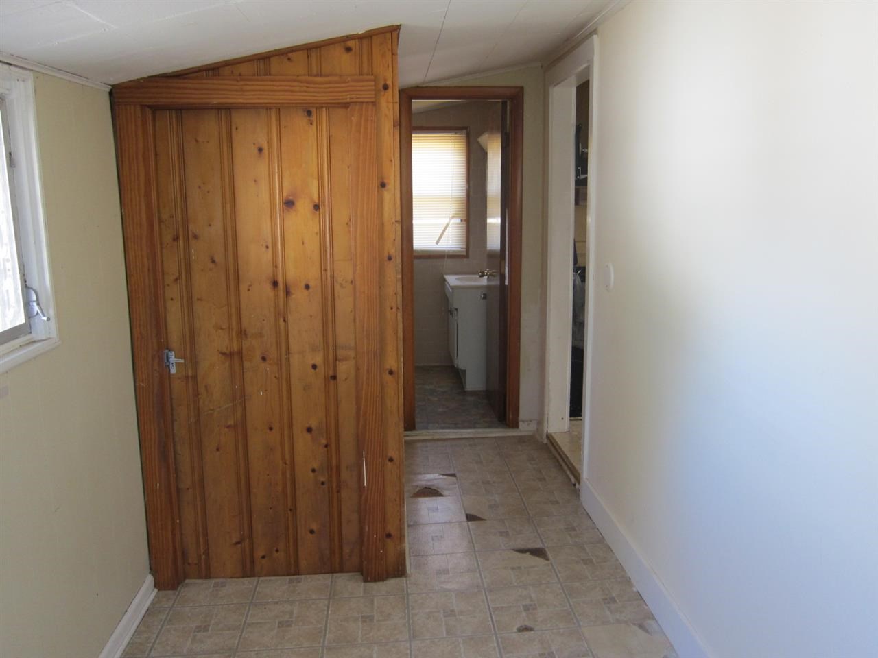 7100 Walden Rd, Newburgh, IN 47630 photo 4