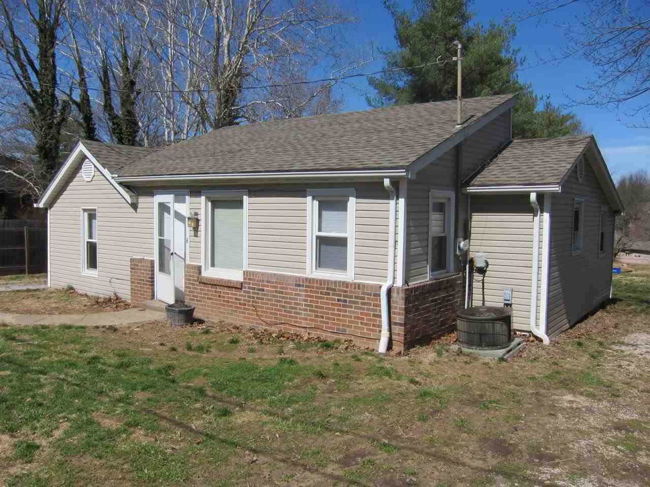 7100 Walden Rd, Newburgh, IN 47630 photo 1