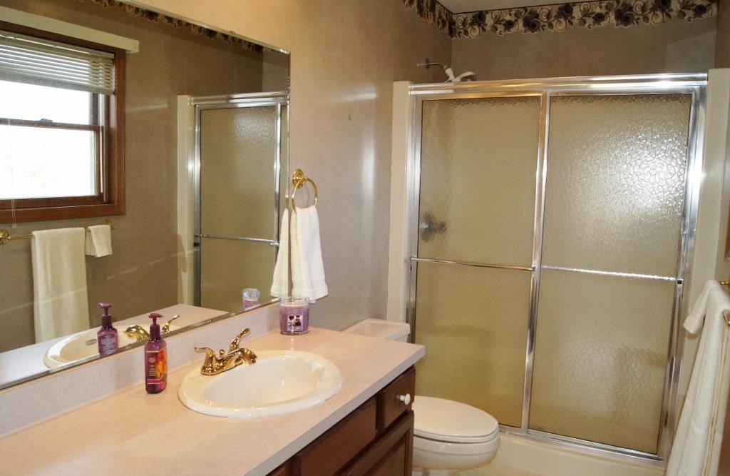 1877 S Woodfield Trl, Warsaw, IN 46580 photo 11