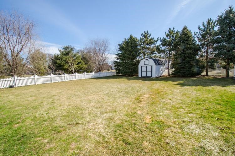 50768 Covered Bridge Dr, Granger, IN 46530 photo 29
