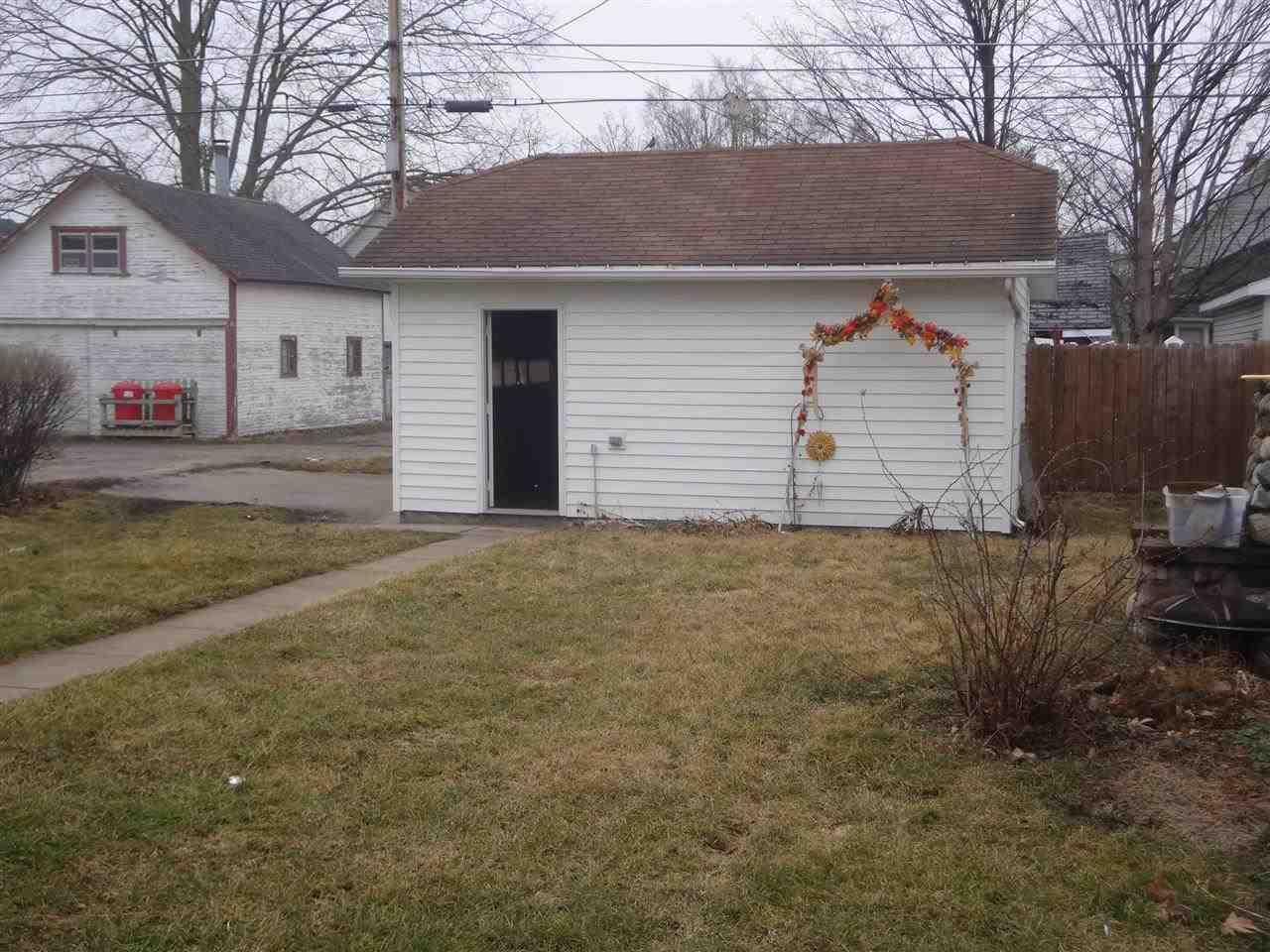 472 E Main St, Peru, IN 46970 photo 9