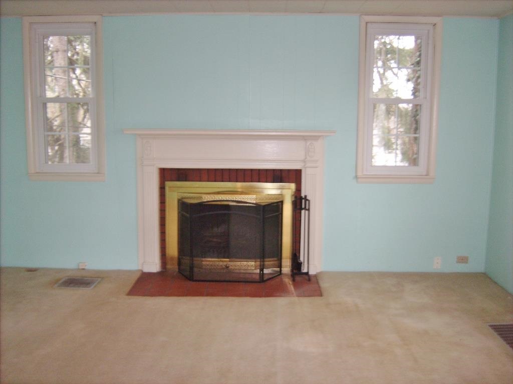 511 E Main St, Newburgh, IN 47630 photo 7