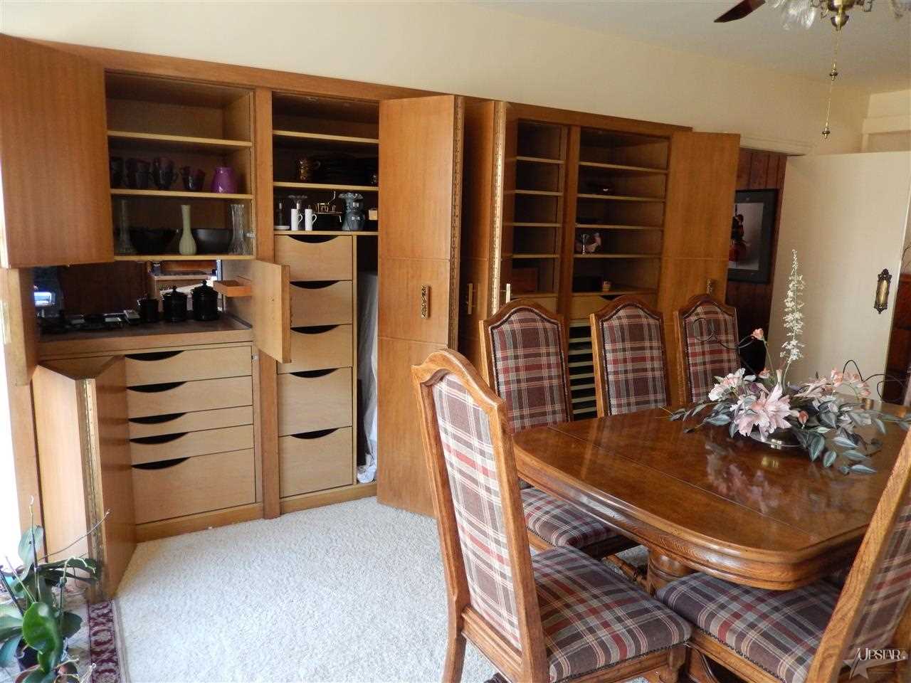 1304 W Sherwood Ter, Fort Wayne, IN 46807 photo 4