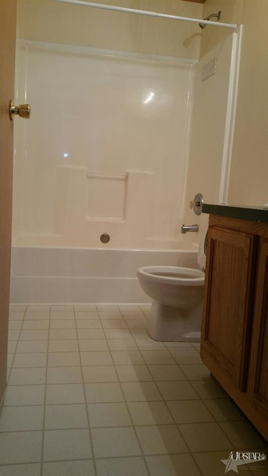 2472 E Baseline Rd, Churubusco, IN 46723 photo 18