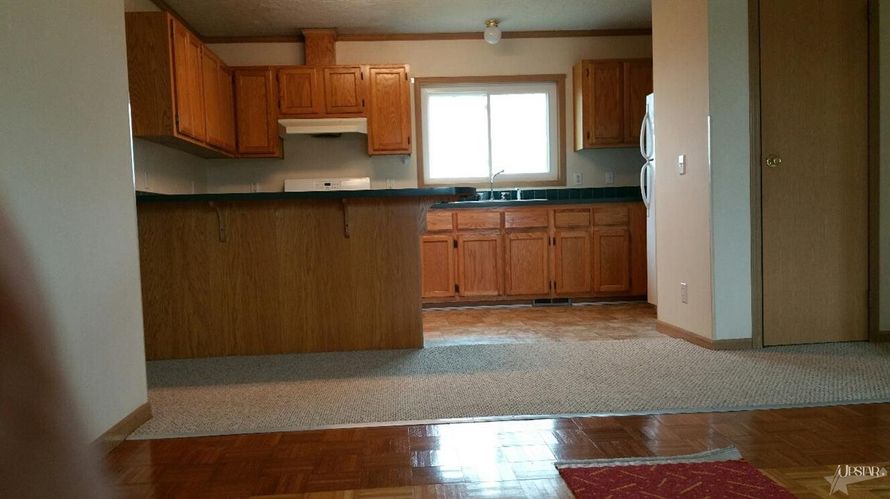 2472 E Baseline Rd, Churubusco, IN 46723 photo 4