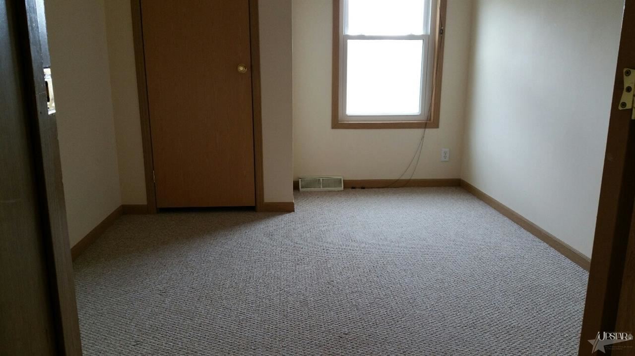 2472 E Baseline Rd, Churubusco, IN 46723 photo 8