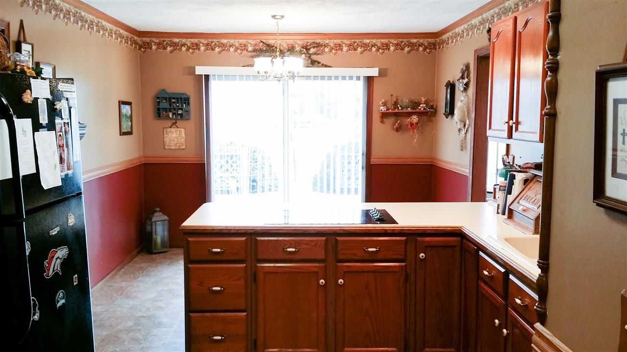 1217 E Gray Ln, Winchester, IN 47394 photo 17