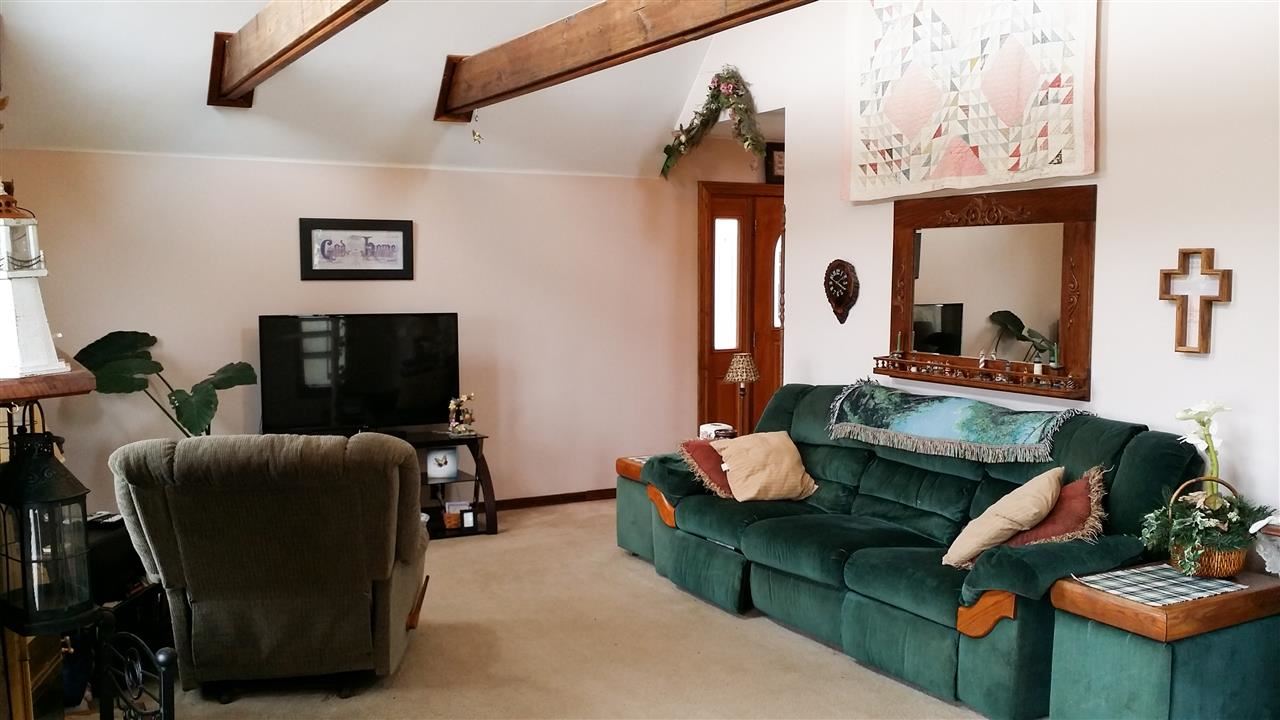 1217 E Gray Ln, Winchester, IN 47394 photo 25