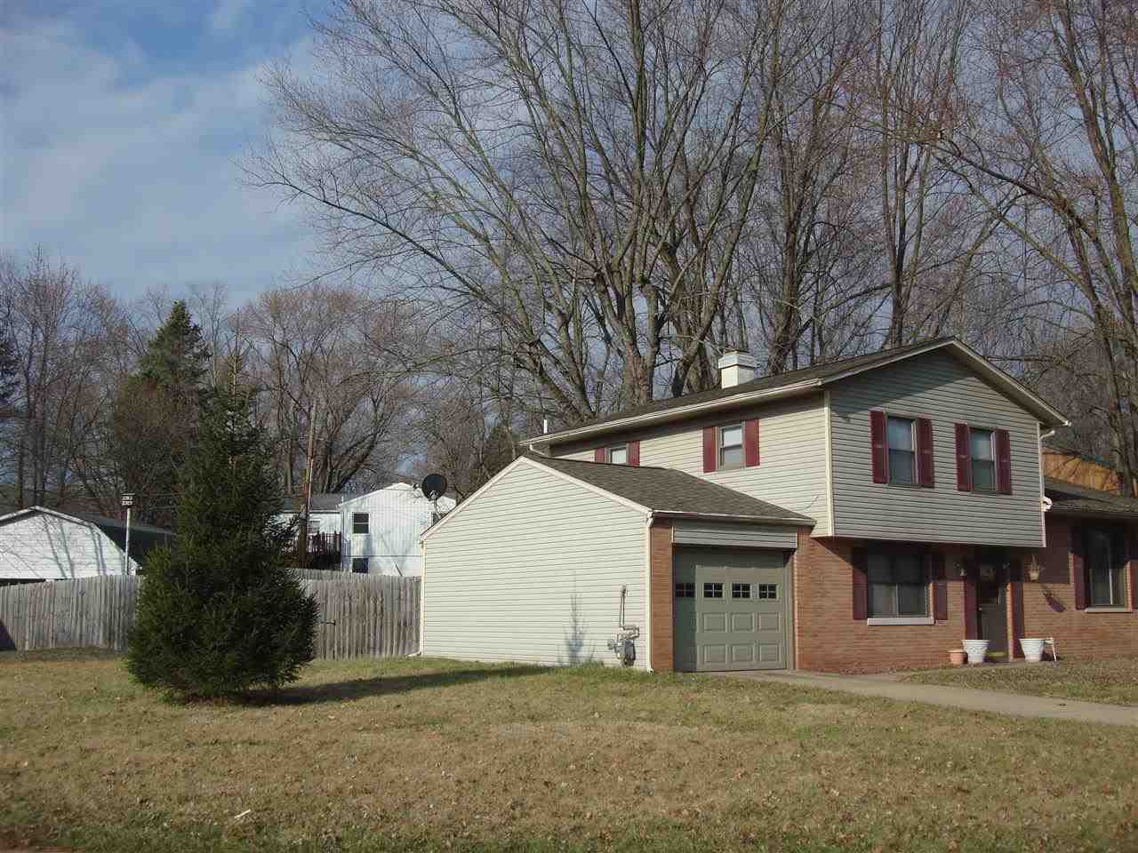 3521 N Kingsley Dr, Bloomington, IN 47404 photo 2