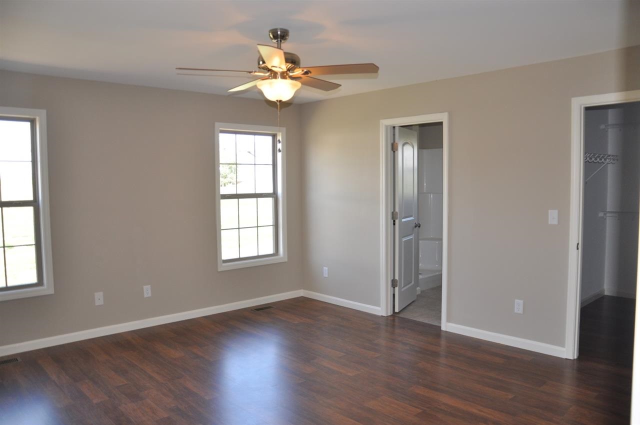9401 Trotter Cir, Evansville, IN 47725 photo 11
