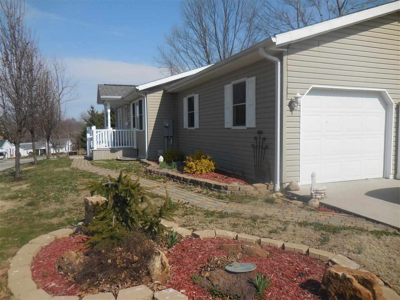 400 Walker St, Loogootee, IN 47553 photo 27