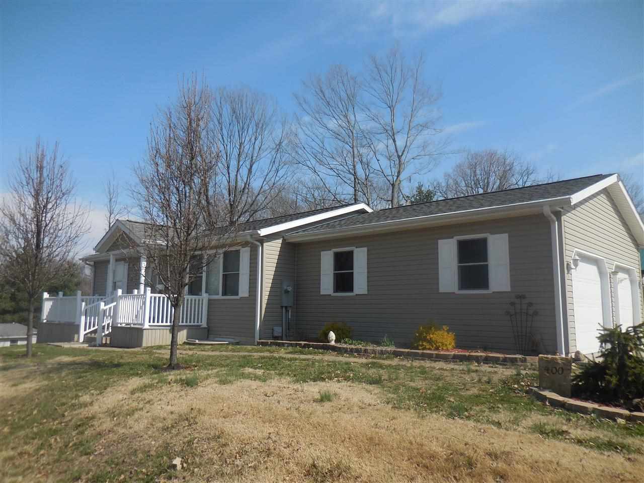 400 Walker St, Loogootee, IN 47553 photo 1