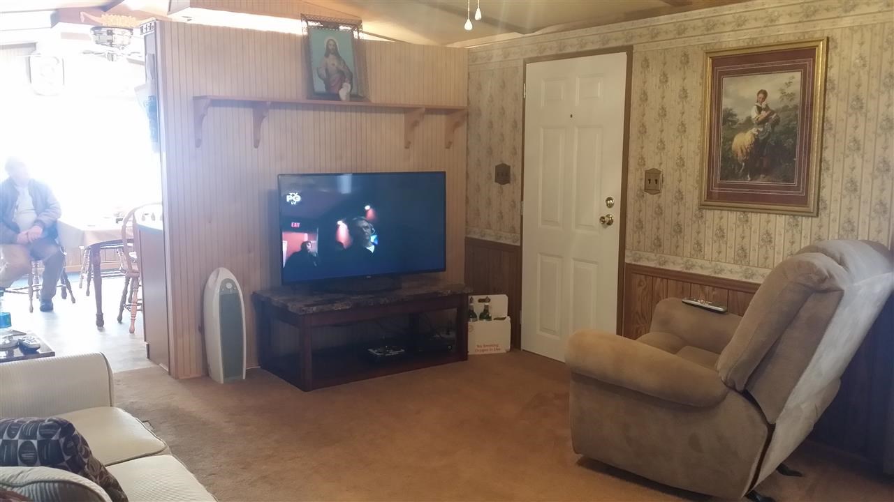 1017 S Lewis St, Bloomfield, IN 47424 photo 5