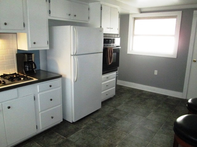 311 E Jefferson St, Goshen, IN 46528 photo 3