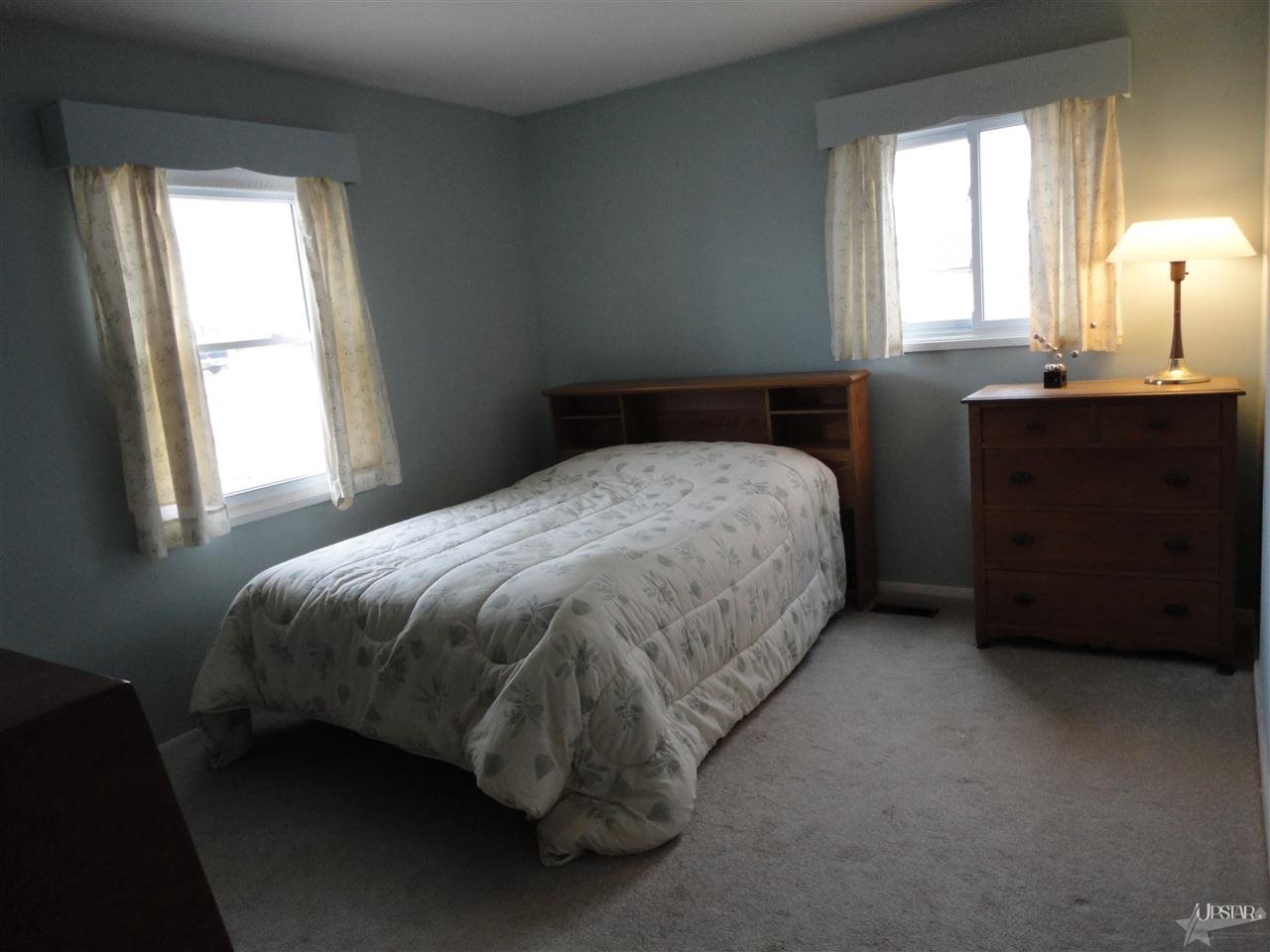 5434 Brighton Dr, Fort Wayne, IN 46825 photo 8