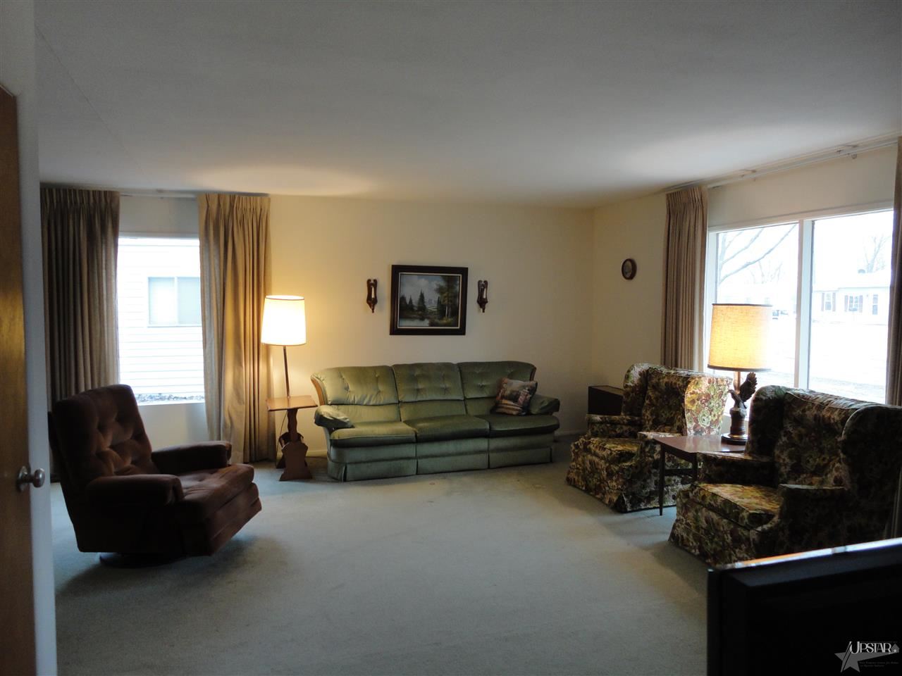 5434 Brighton Dr, Fort Wayne, IN 46825 photo 7