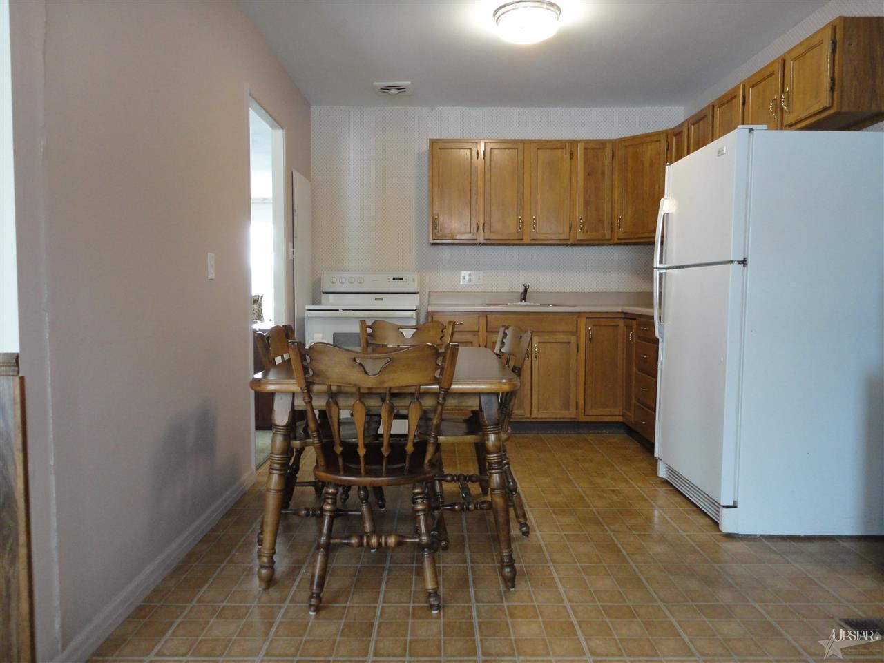 5434 Brighton Dr, Fort Wayne, IN 46825 photo 4