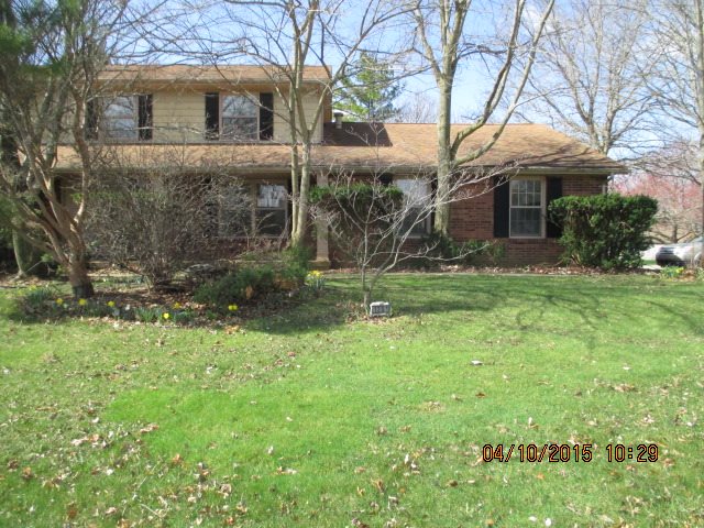 1201 Green Acres Dr, Kokomo, IN 46901 photo 1